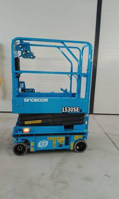 Scherenarbeitsbühne Gabelstapler