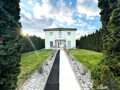 9-Zimmer-Haus kaufen in Gänserndorf – 275 m², € 849.900