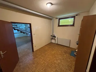 8-Zimmer-Haus kaufen in Hollabrunn – 240 m², € 498.000 – Bild 47 von 62