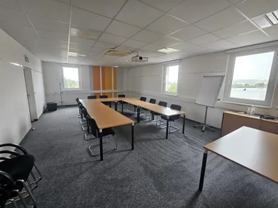 Gewerbeimmobilie mieten in Linz Land – 197 m², € 2.137 – Bild 5 von 12