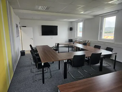 Gewerbeimmobilie mieten in Linz Land – 197 m², € 2.137