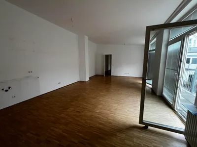 3 - Zimmer Wohnung mit Terrasse in 1080 Wien – Bild 3
