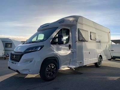 Teilintegriertes Wohnmobil Weinsberg Cara Suite 700 ME