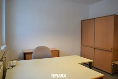5-Zimmer-Gewerbeimmobilie kaufen in Zwettl – 83 m², € 100.000 – Bild 6 von 14
