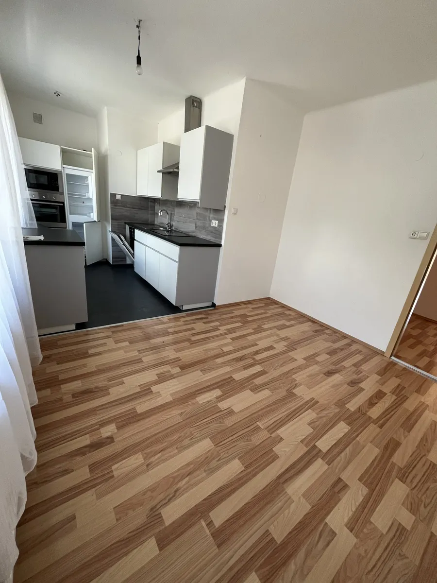 Wohnung. Schöne Aussicht in zentraler Lage - View 2