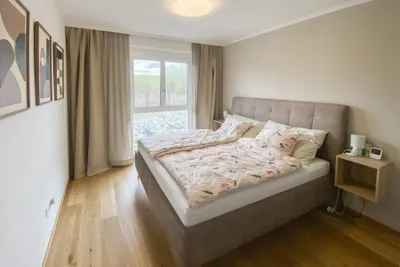 5-Zimmer-Haus kaufen in Bruck an der Leitha – 135,27 m², € 565.000 – Bild 2 von 15