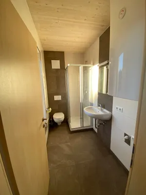 2-Zimmer-Wohnung mieten in Klagenfurt – 81 m², € 980 – Bild 6 von 7