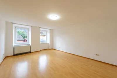6-Zimmer-Wohnung kaufen in Gmunden – 135 m², € 370.000 – Bild 7 von 12