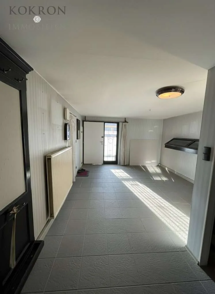 Charmantes Reihenhaus in 1140 Wien - 5 Zimmer, Garten und Terrasse erwarten Sie! - Ansicht 2