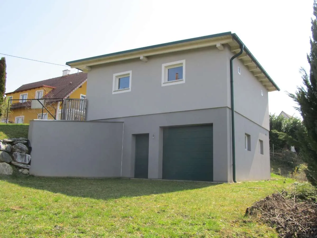* GRUNDSTÜCK MIT BESTEHENDER DOPPELGARAGE IN RUHIGER HÖHENLAGE MIT SCHÖNER AUSSICHT - VORENTWURF FÜR EIN EINFAMILIENWOHNHAUS VORHANDEN * - Ansicht 3