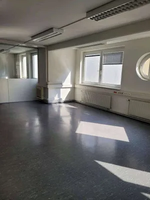 6-Zimmer-Gewerbeimmobilie mieten in Wien – 219 m², € 3.616 – Bild 7 von 23