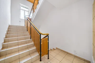 6-Zimmer-Haus mieten in Mödling – 270 m², € 4.195 – Bild 9 von 18