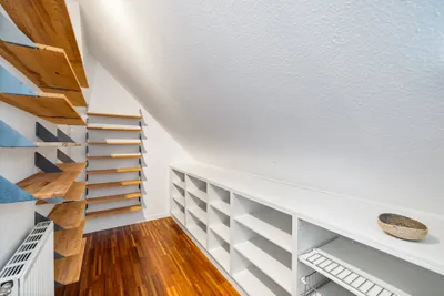 6-Zimmer-Haus mieten in Mödling – 270 m², € 4.195 – Bild 14 von 18