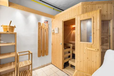 6-Zimmer-Haus mieten in Mödling – 270 m², € 4.195 – Bild 16 von 18