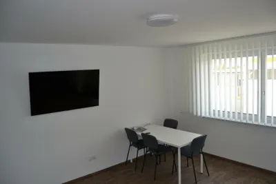 1-Zimmer-Gewerbeimmobilie kaufen in Bruck an der Leitha – 12 m² – Bild 1 von 2