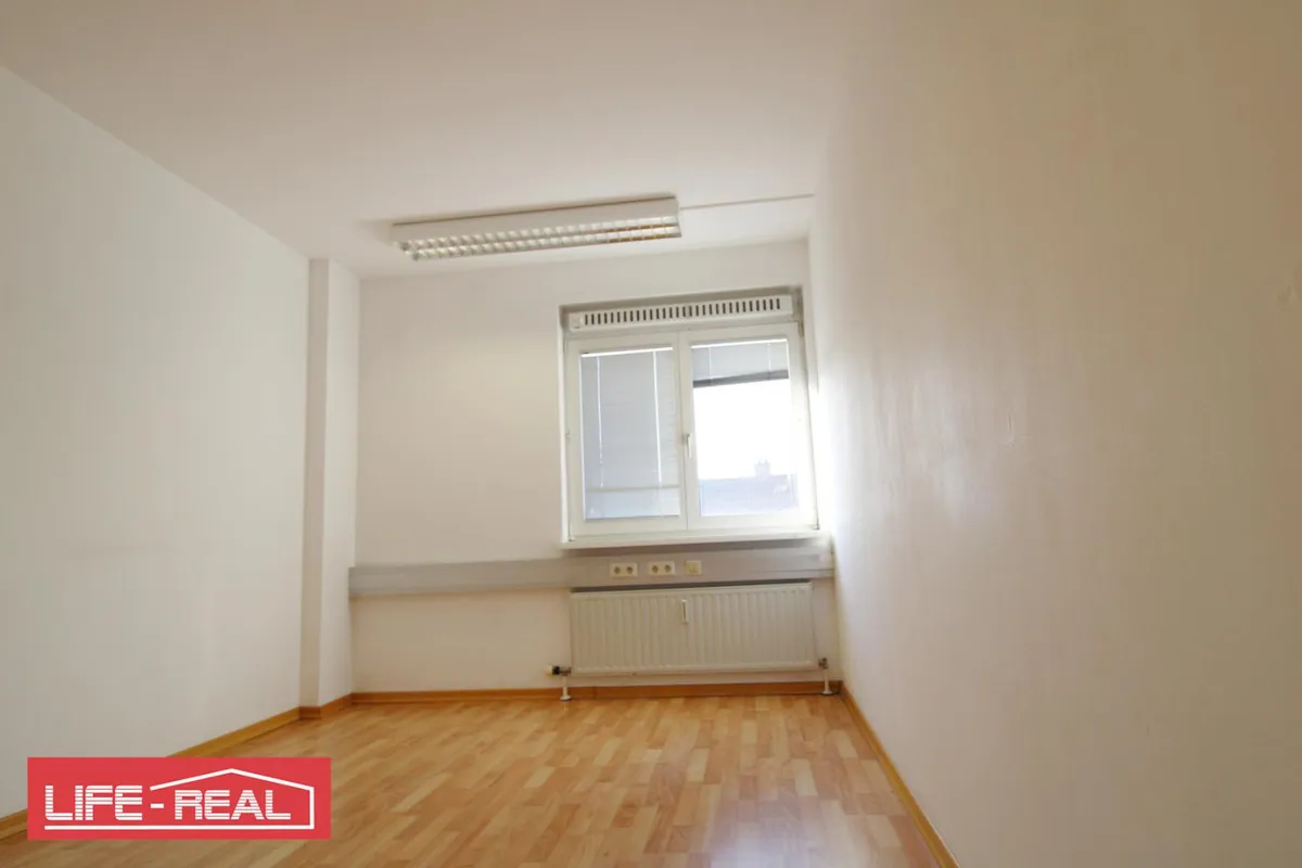kleines Büro in zentraler Lage, Linz