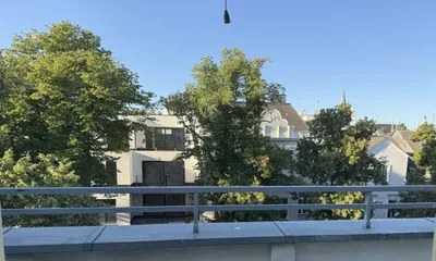 Neuwertige Dachterrassenwohnung mit 2,5 Zimmer in der Herbeckstraße