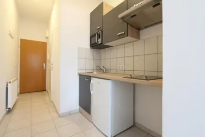 Traumhafte 1-Zimmer-Wohnung in Bestlage! Kurzzeitvermietung! – Bild 3