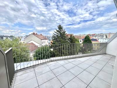 Helle 2 Zimmer Dachgeschosswohnung mit Terrasse + Blick Richtung Innenhof in 1210 Wien zu mieten