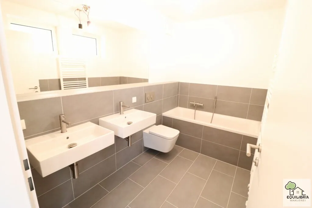 Top sanierte 2-Zi-Wohnung mit Balkon in 1190 Wien - Widok 3