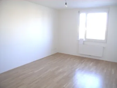 Helle, moderne Wohnung mit Fernblick! – Bild 2