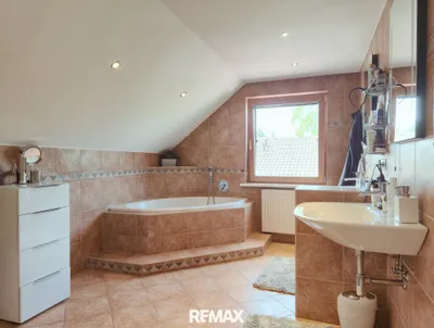 6-Zimmer-Haus kaufen in Baden – 236 m², € 695.000 – Bild 9 von 22