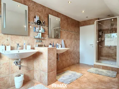 6-Zimmer-Haus kaufen in Baden – 236 m², € 695.000 – Bild 10 von 22