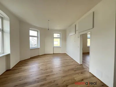 UNBEFRISTET - Helle 3-Zimmer Altbauwohnung 2. Stock ohne Lift