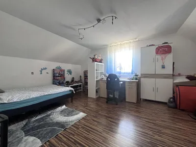4-Zimmer-Haus kaufen in Baden – 134 m², € 399.000 – Bild 3 von 22