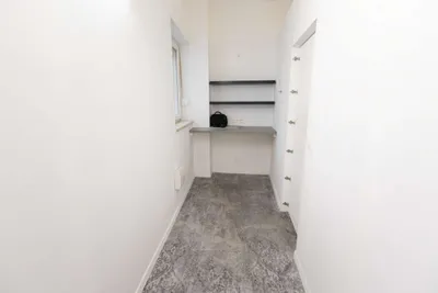 Gewerbeimmobilie mieten in Wiener Neustadt – 43 m², € 625 – Bild 5 von 9