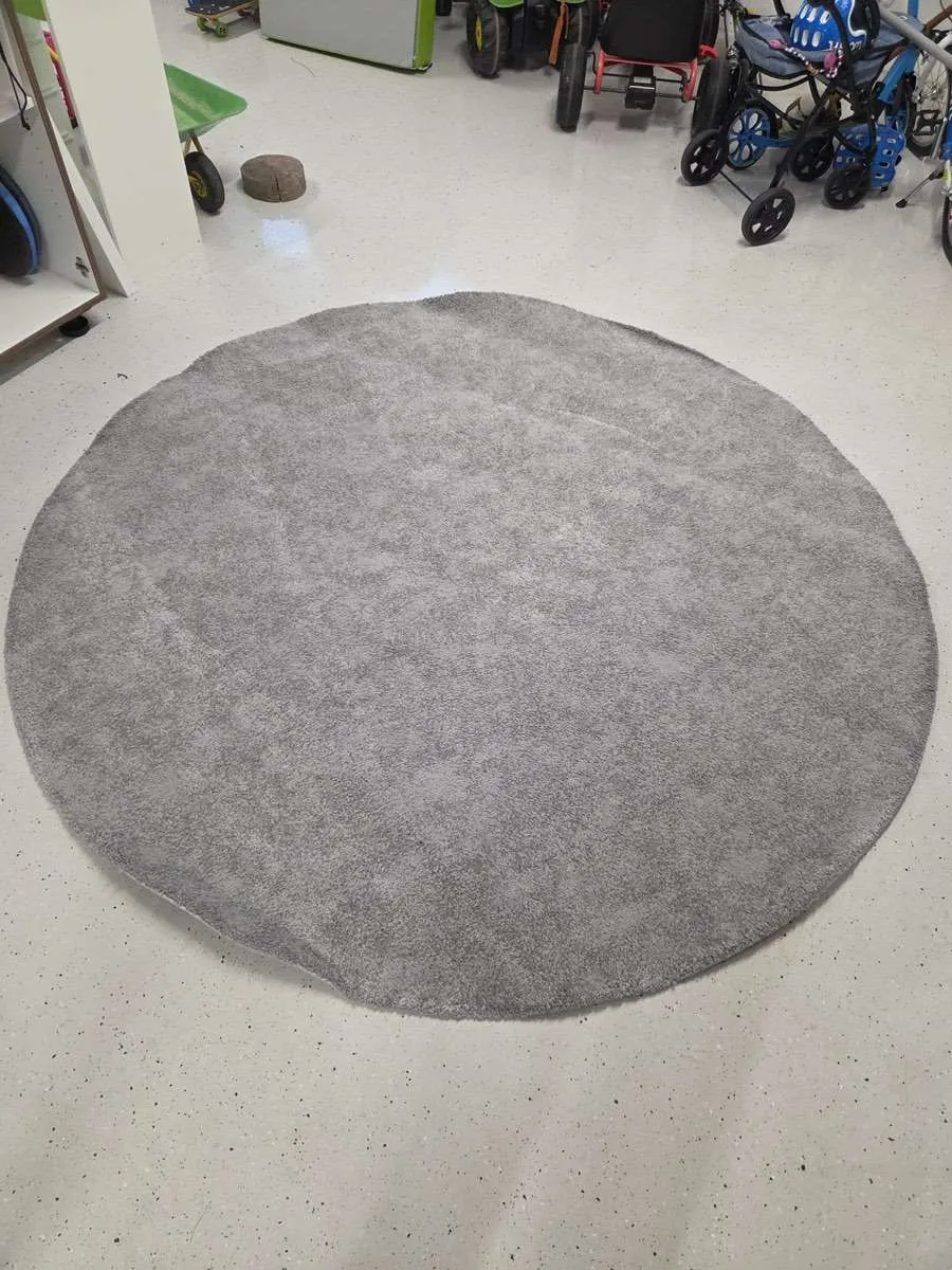 Teppich Ikea Stoense Rund, € 35,- (4591 Molln)