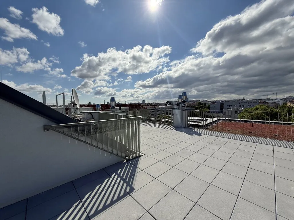 DAS PENTHOUSE | Modernes Wohnen in Meidling mit unvergleichlichem Panoramablick! - Ansicht 2