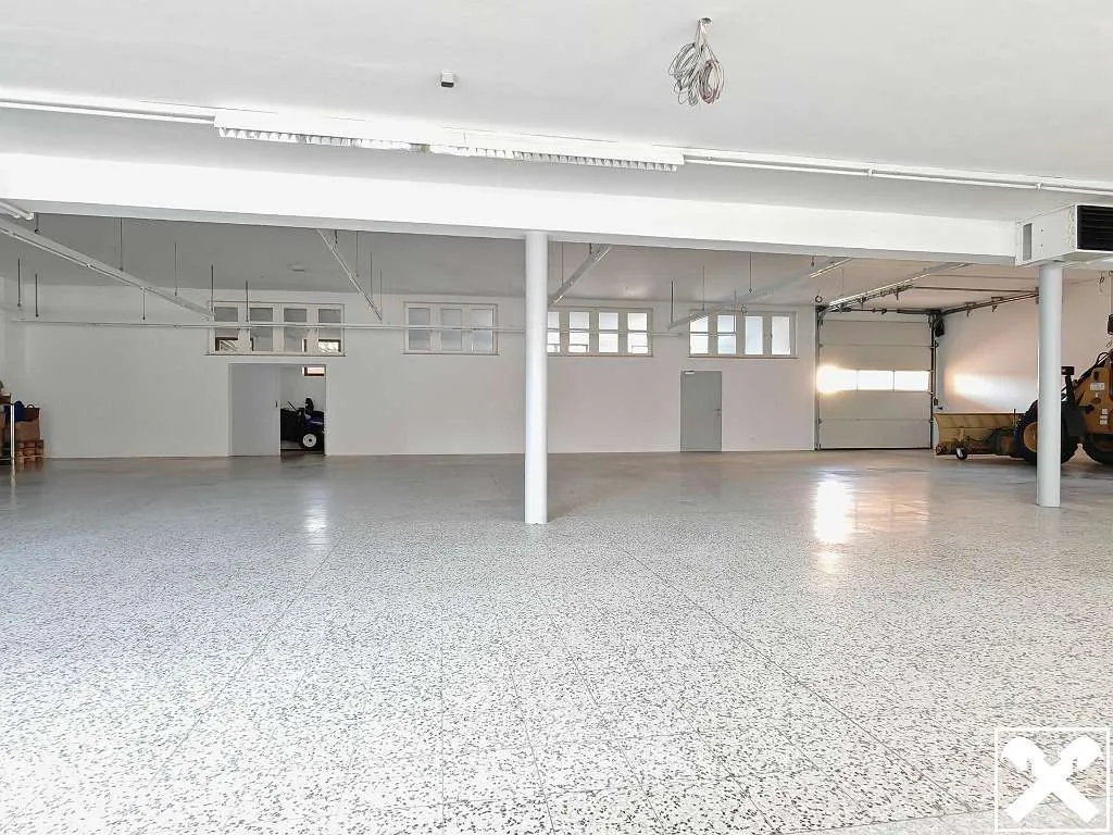 Individuell nutzbar! Vielseitige Geschäfts- und Lagerflächen im Herzen von Kühnsdorf – pohled 3