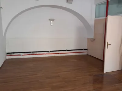 3-Zimmer-Gewerbeimmobilie mieten in Villach – 105 m², € 1.358 – Bild 3 von 8