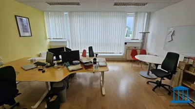 6-Zimmer-Gewerbeimmobilie mieten in Wiener Neustadt – 300 m², € 3.547 – Bild 4 von 26