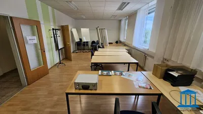 6-Zimmer-Gewerbeimmobilie mieten in Wiener Neustadt – 300 m², € 3.547 – Bild 5 von 26