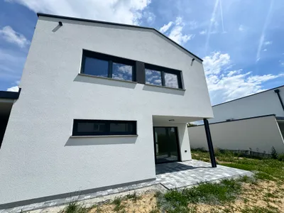 4-Zimmer-Haus mieten in Güssing – 110 m², € 725 – Bild 2 von 35