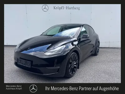 Tesla Model Y Performance AUT