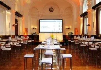 Ab 15m² - Büroräumlichkeiten in der ALBERT HALL - Wiener Charme trifft auf internationales Businessflair - Ansicht 2