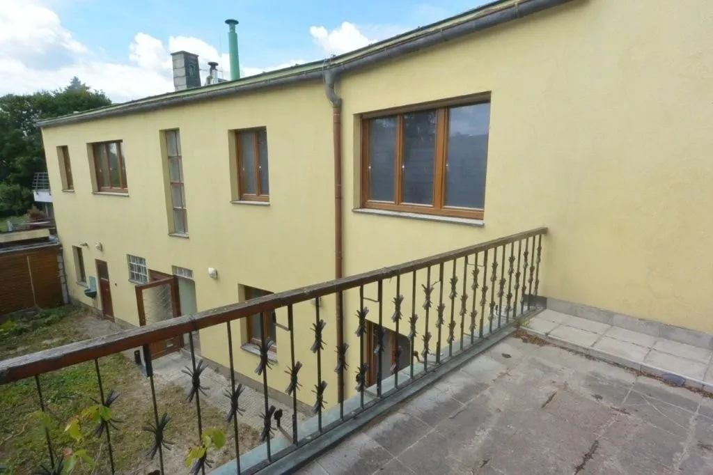 Einzigartige Möglichkeit! 250m² Grund - 175m² Wfl. - projektiert - baugenehmigt - entkernt - STARTKLAR - LAGE Baden INNENSTADT! - Ansicht 3