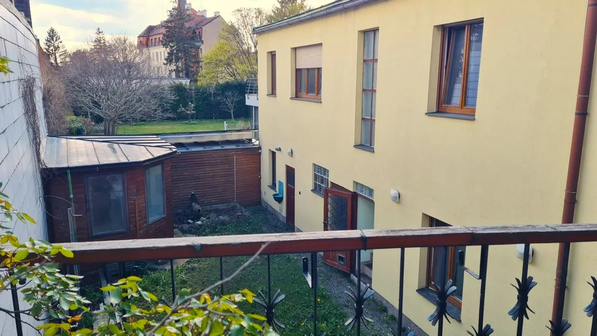 Einzigartige Möglichkeit! 250m² Grund - 175m² Wfl. - projektiert - baugenehmigt - entkernt - STARTKLAR - LAGE Baden INNENSTADT! - Ansicht 2