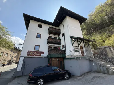 Gewerbeimmobilie kaufen in Hallein – 435 m², € 990.000 – Bild 1 von 19