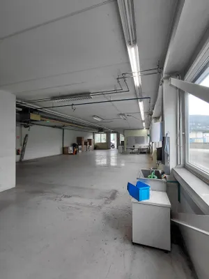 Gewerbeimmobilie mieten in Bruck-Mürzzuschlag – 220 m², € 1.147