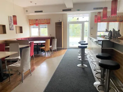 Gewerbeimmobilie mieten in Eisenstadt - Umgebung – 430 m², € 1.000 – Bild 5 von 8