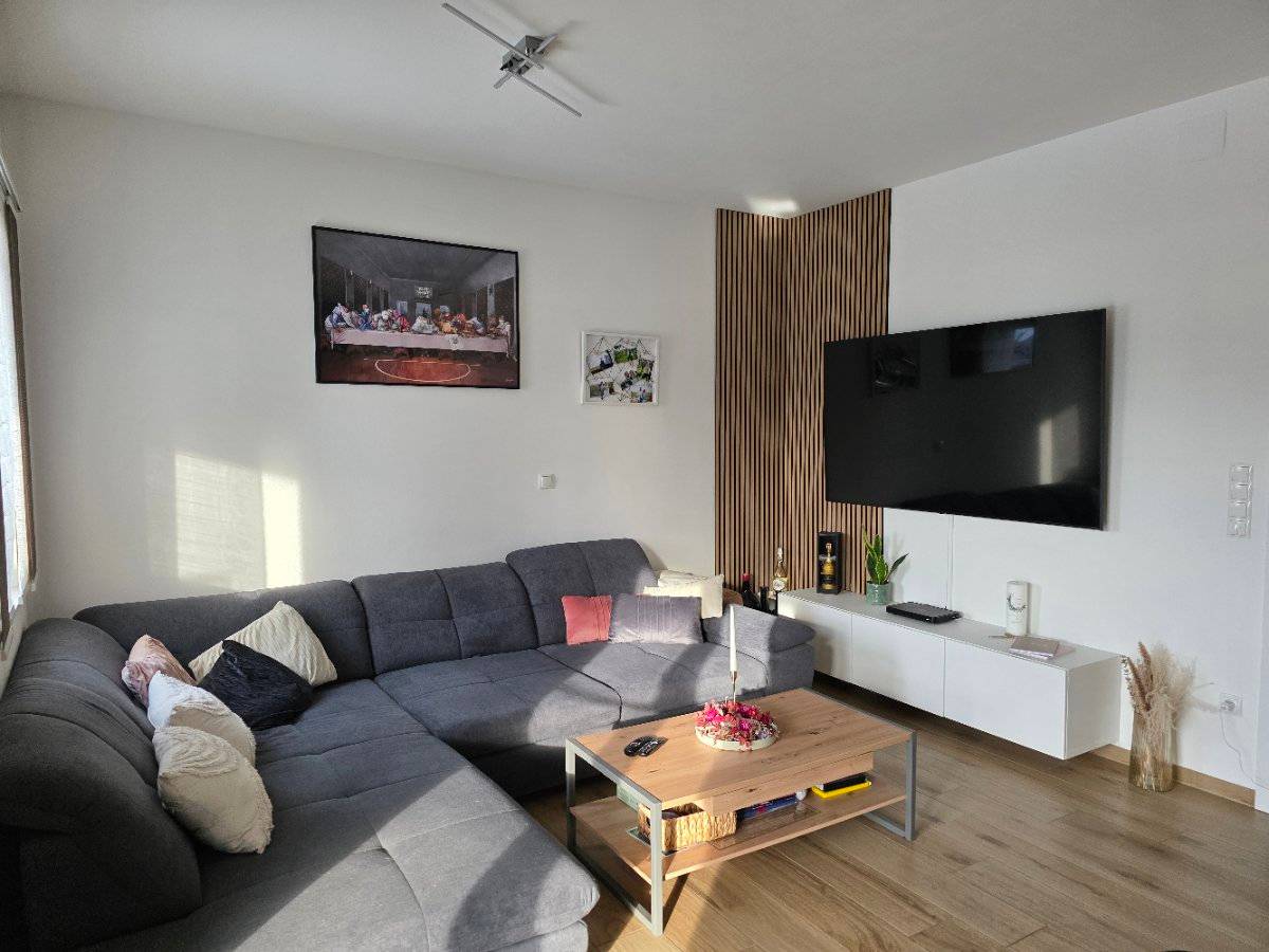 Moderne Gartenwohnung mit großer Terrasse & Eigengarten - in Neutillmitsch – pohled 3