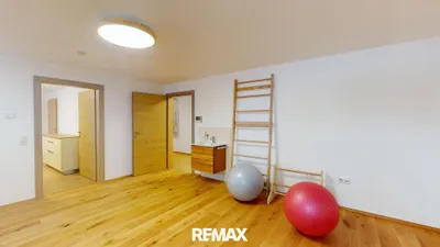 1-Zimmer-Gewerbeimmobilie mieten in Wels-Land – 24 m², € 499