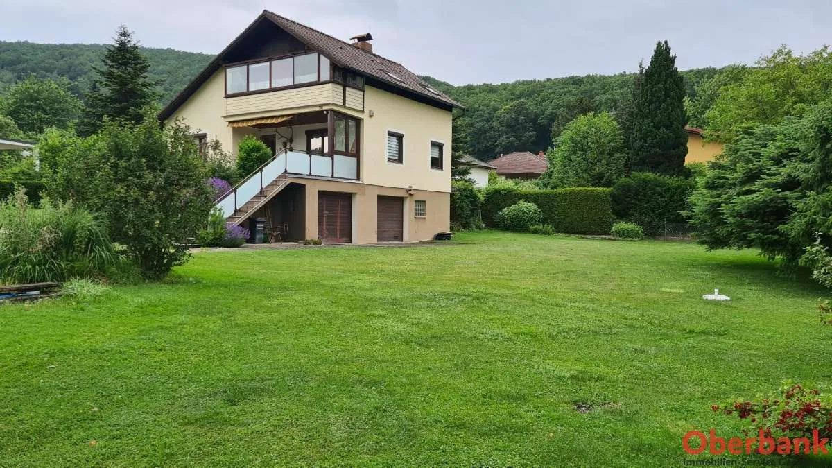 Traumhaftes Grundstück inkl. großzügigem Einfamilienhaus Nahe Wien – pohled 3