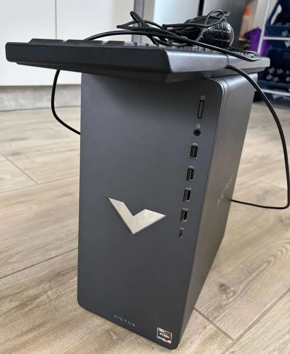 HP Victus by 15L TG02-0903ng Gaming PC