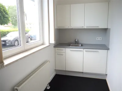 4-Zimmer-Gewerbeimmobilie mieten in Salzburg Stadt – 95 m², € 1.896 – Bild 4 von 11