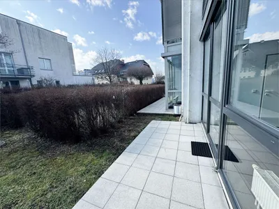 4-Zimmer-Gewerbeimmobilie mieten in Salzburg Stadt – 95 m², € 1.896 – Bild 2 von 11